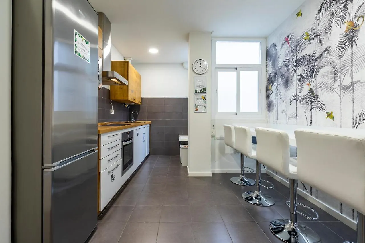 Malaga Market Host Place Hostel