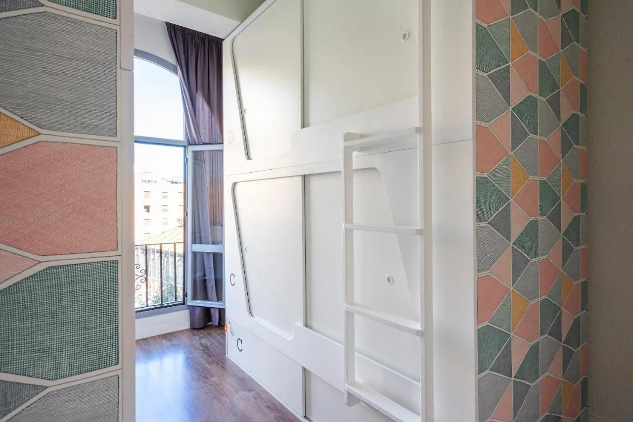 Malaga Market Host Place Hostel